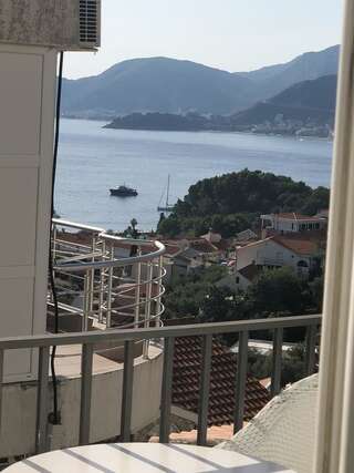 Апартаменты Apartment Fina Casa Свети-Стефан Апартаменты-23