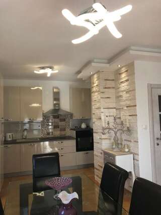 Апартаменты Apartment Fina Casa Свети-Стефан Апартаменты-46
